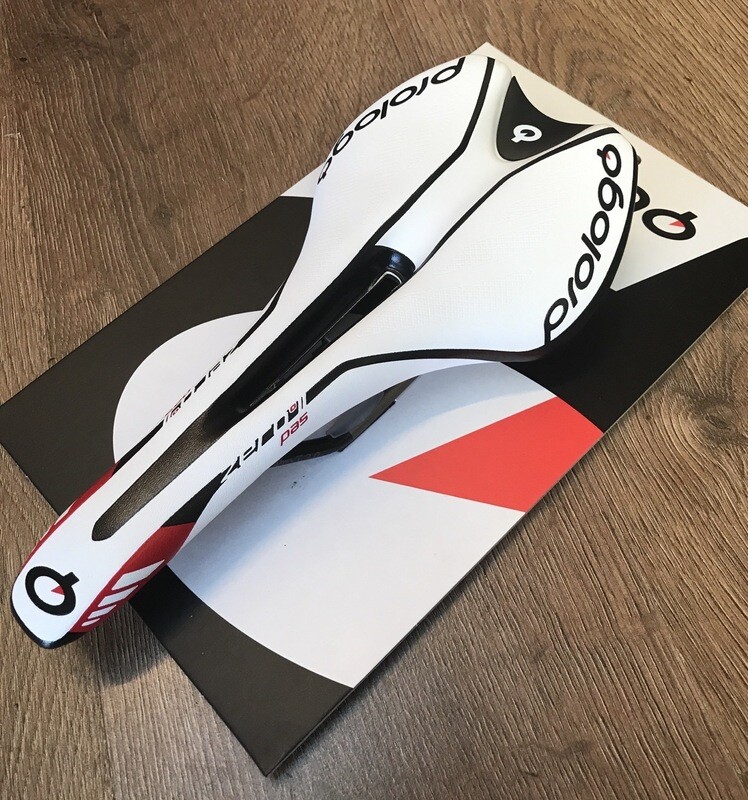 Prologo Saddle Zero II PAS T2.0 134 White/Black Prologo Saddle Zero II PAS T2.0 134 White/Black