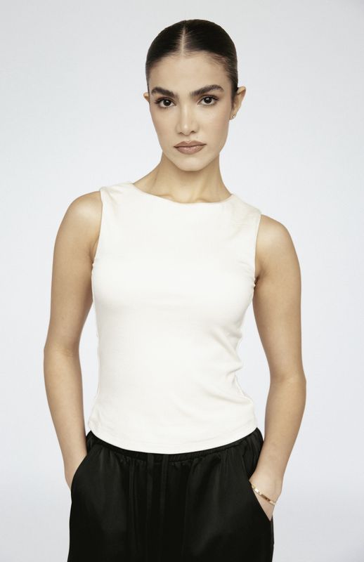 Amanda Maria - Bamboo Seamless Crew Tank Beige