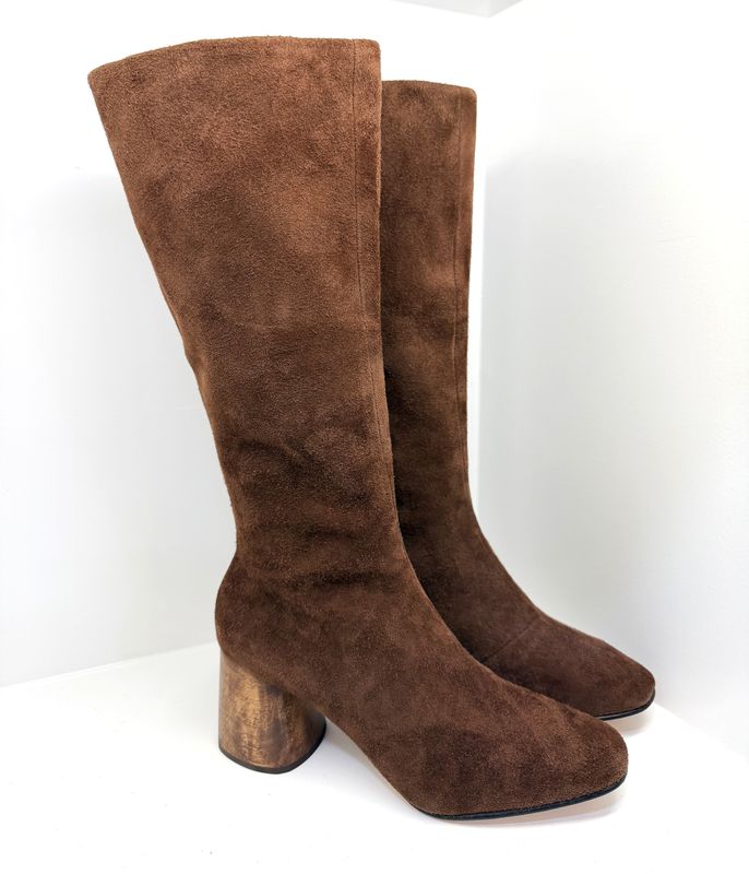 Huma Blanco - Tory Chocolate Suede