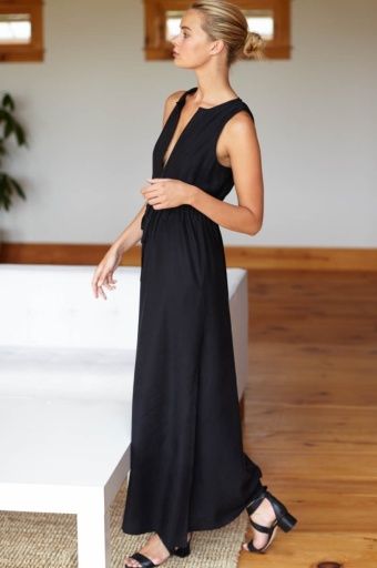 Emerson Fry - Gercian Keyhole Dress Black Tencel, Colour: black tencel, Size: 2