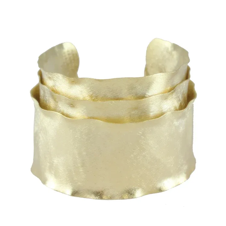 Marcia Moran - Sandelle Cuff Gold