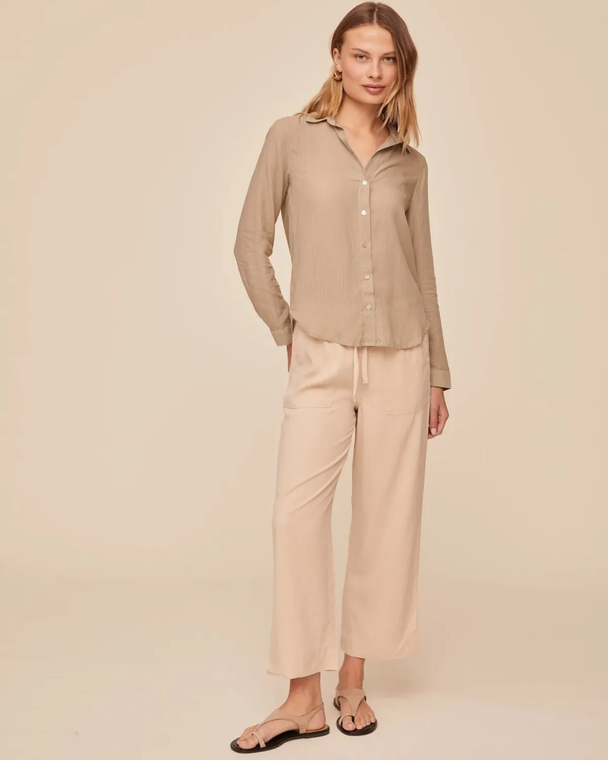 Bella Dahl - Classic Button-Down Shirt Misty Fern