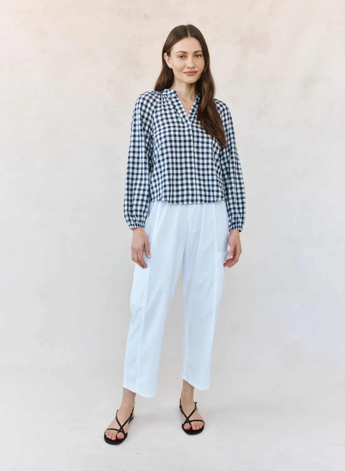 Bella Dahl - Long Sleeve Shirred Raglan Shirt Navy Gingham