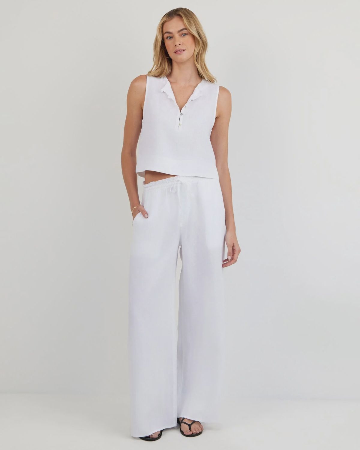 Bella Dahl - Sleeveless Half Placket Top