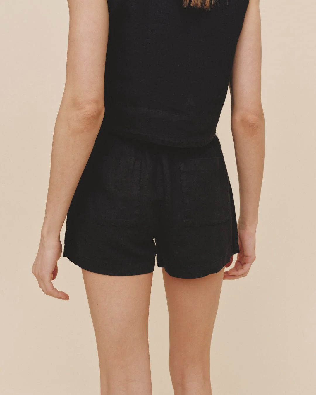 Bella Dahl - Double Pleat Short