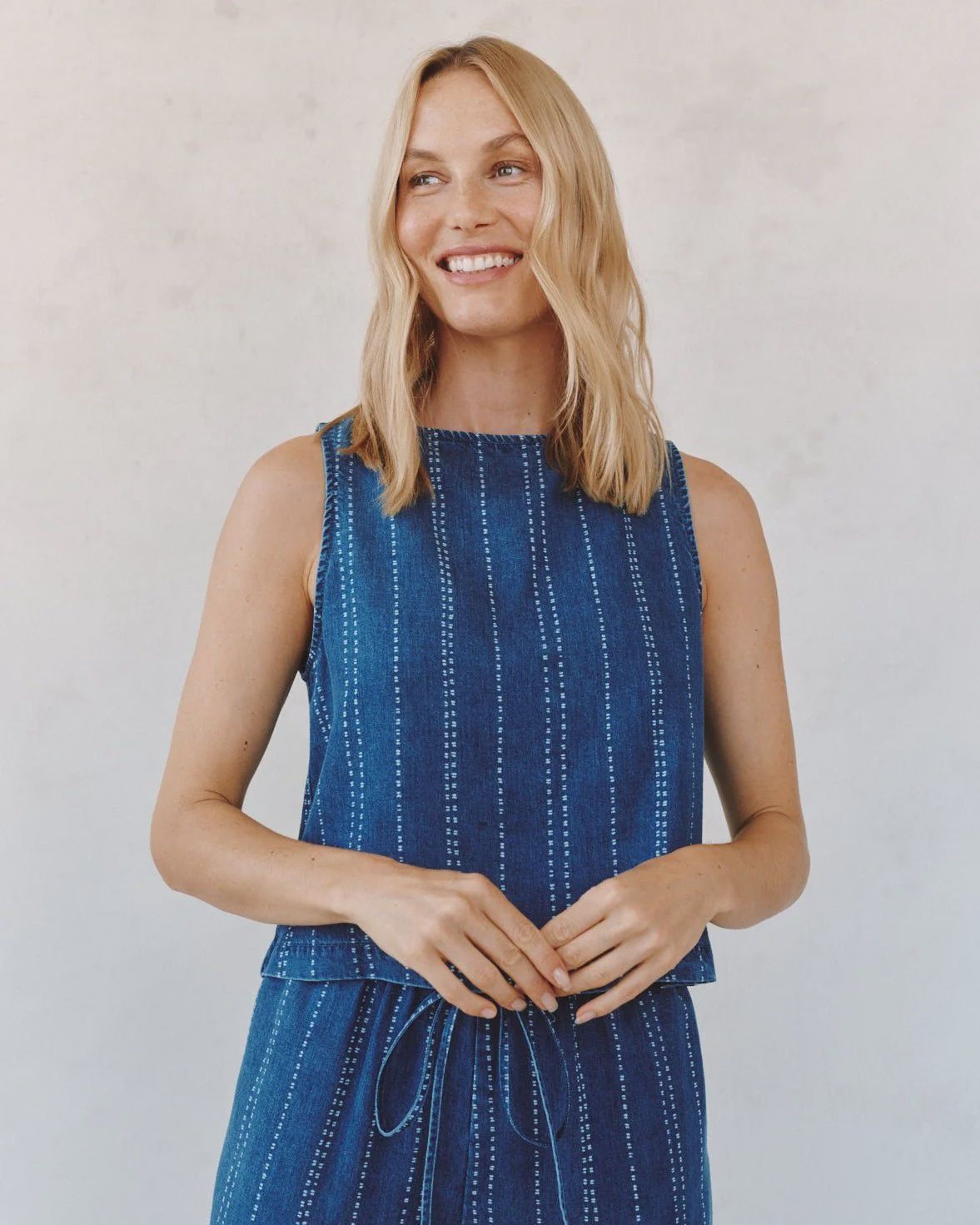 Bella Dahl - Sleeveless Button Back Top Indigo Stripe