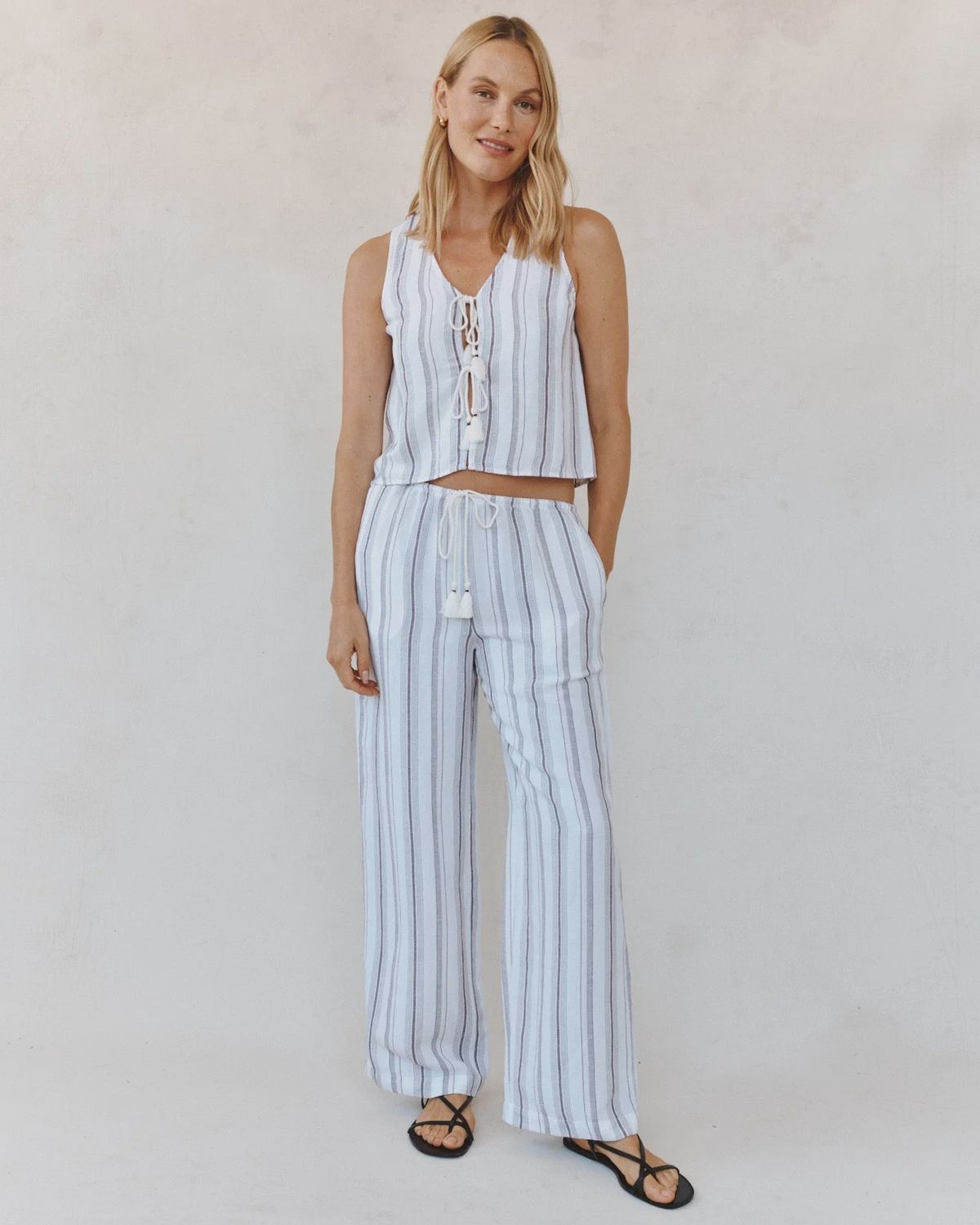 Bella Dahl - Sleeveless Tie Front Top Rosewood Stripe