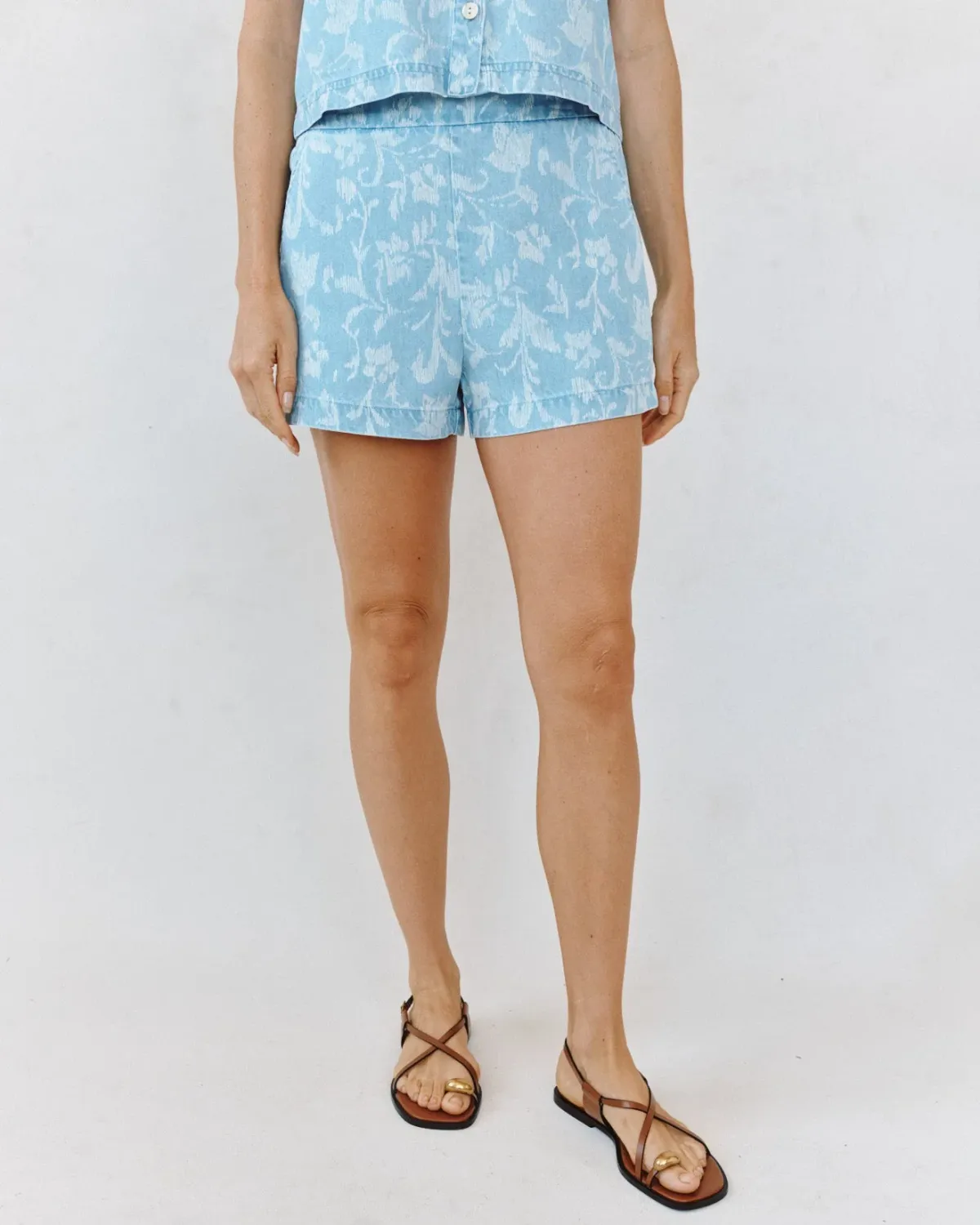 Bella Dahl - Clean Front Catalina Short Vintage Fleur Denim