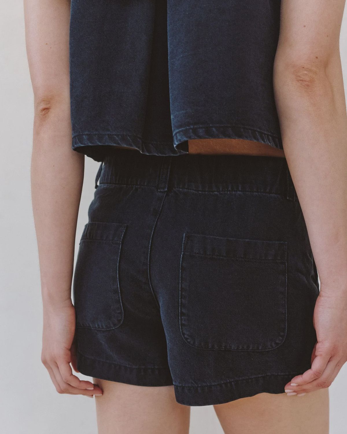 Bella Dahl - Ella Playa Trouser Short Antique Black Wash