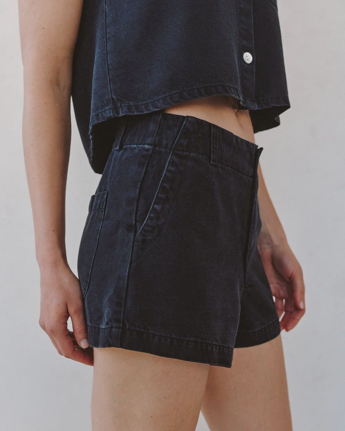 Bella Dahl - Ella Playa Trouser Short Antique Black Wash