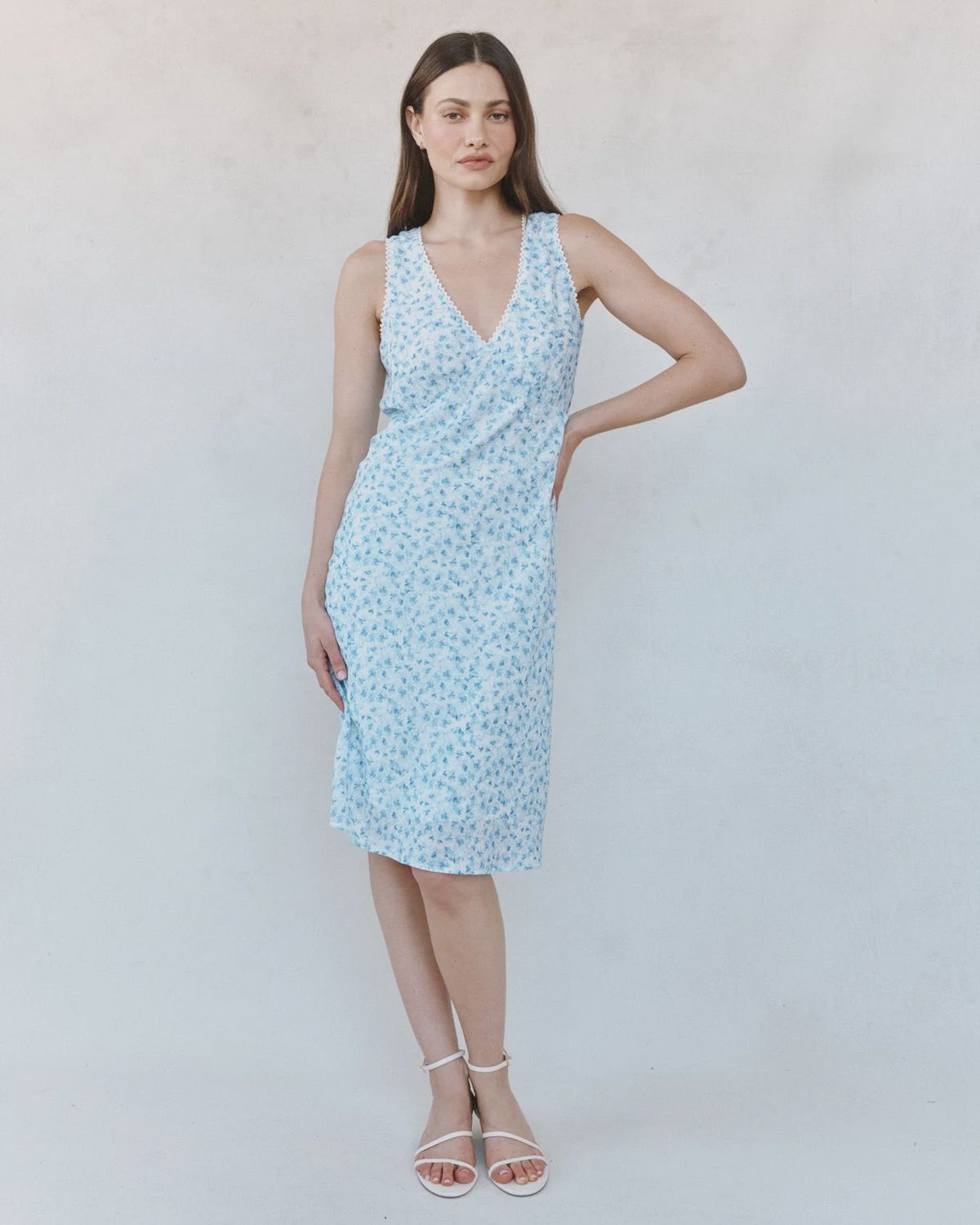 Bella Dahl - V-Neck Tie Back Bias Maxi Dress Blue Ditsy Floral