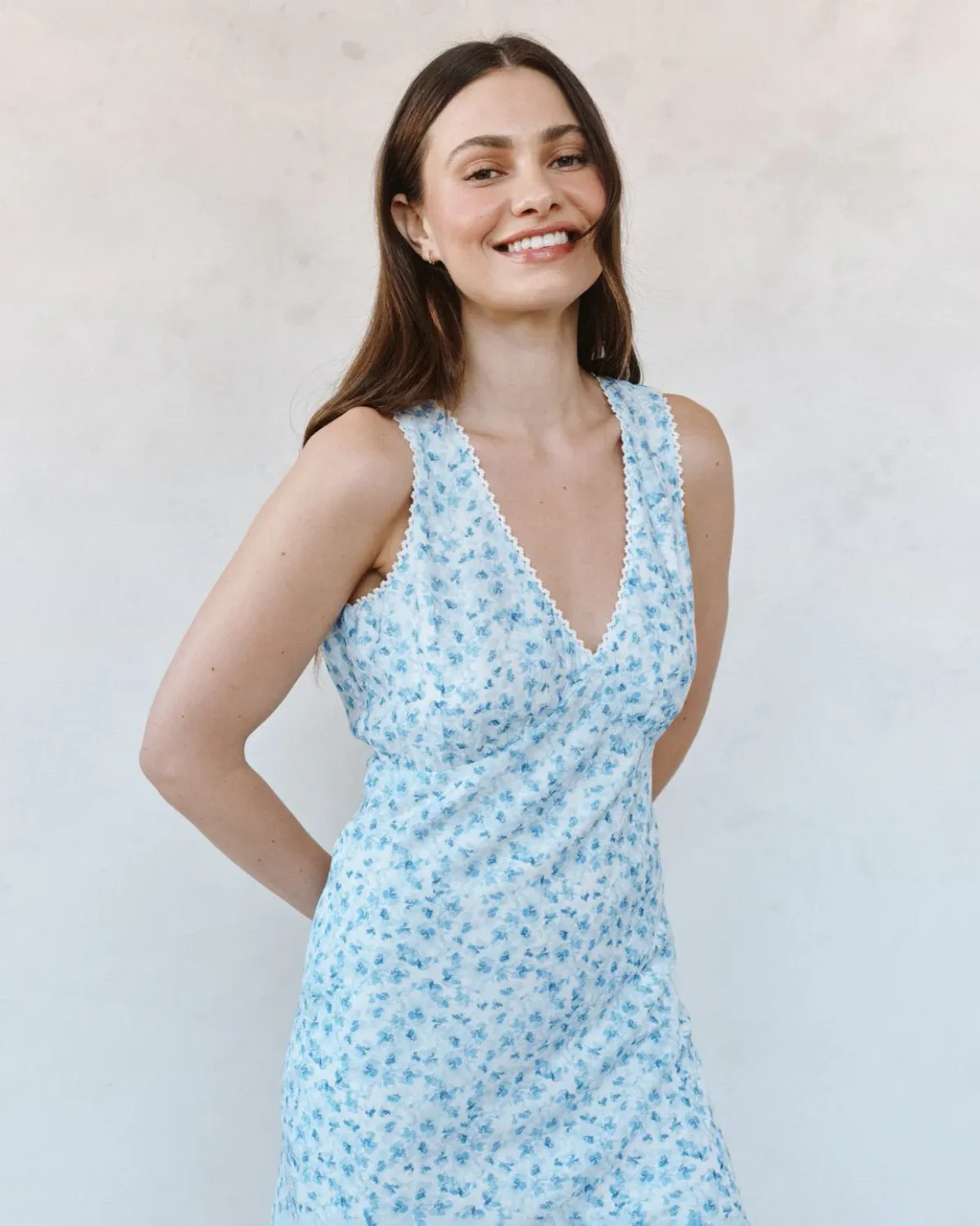 Bella Dahl - V-Neck Tie Back Bias Maxi Dress Blue Ditsy Floral