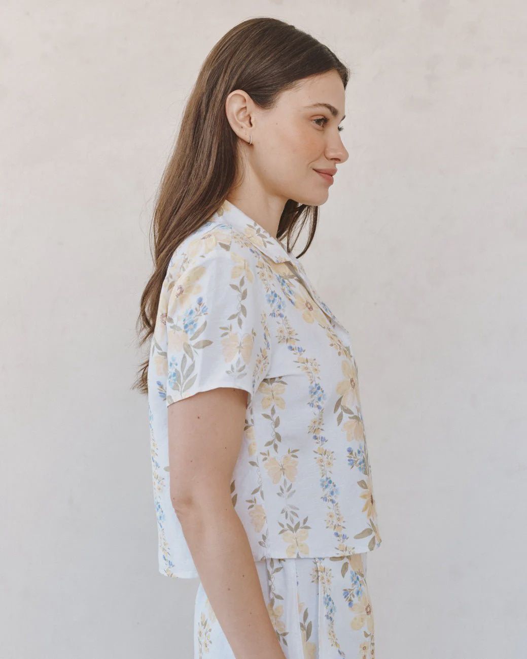 Bella Dahl - Short Sleeve Knotch Collar Shirt Wildflower Stripe