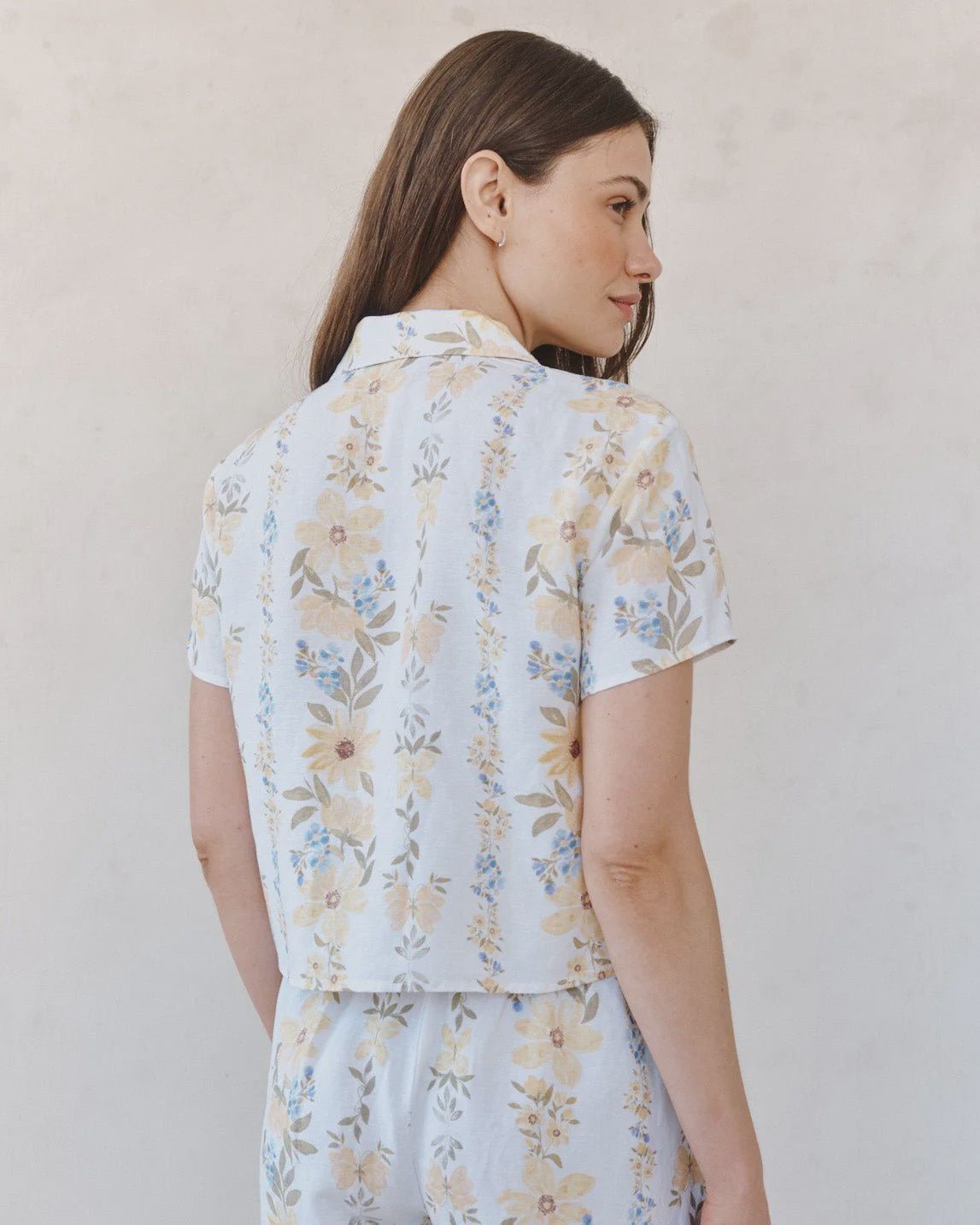 Bella Dahl - Short Sleeve Knotch Collar Shirt Wildflower Stripe