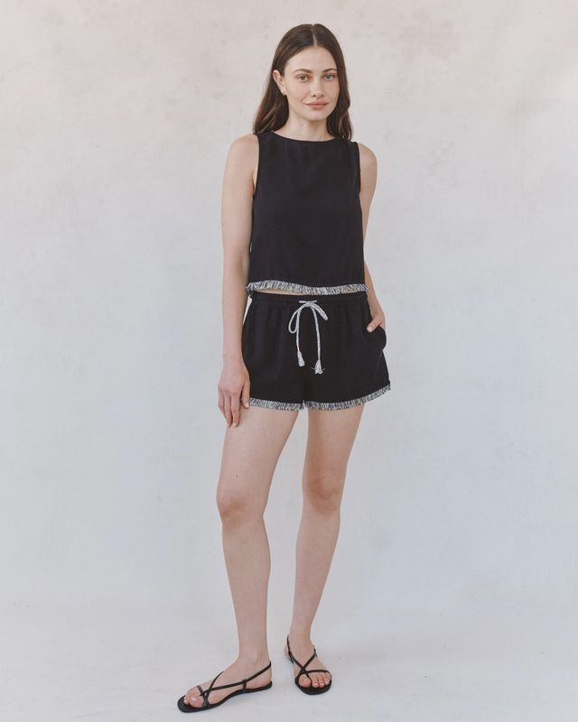 Bella Dahl - Sleeveless Fray Trim Tank Black