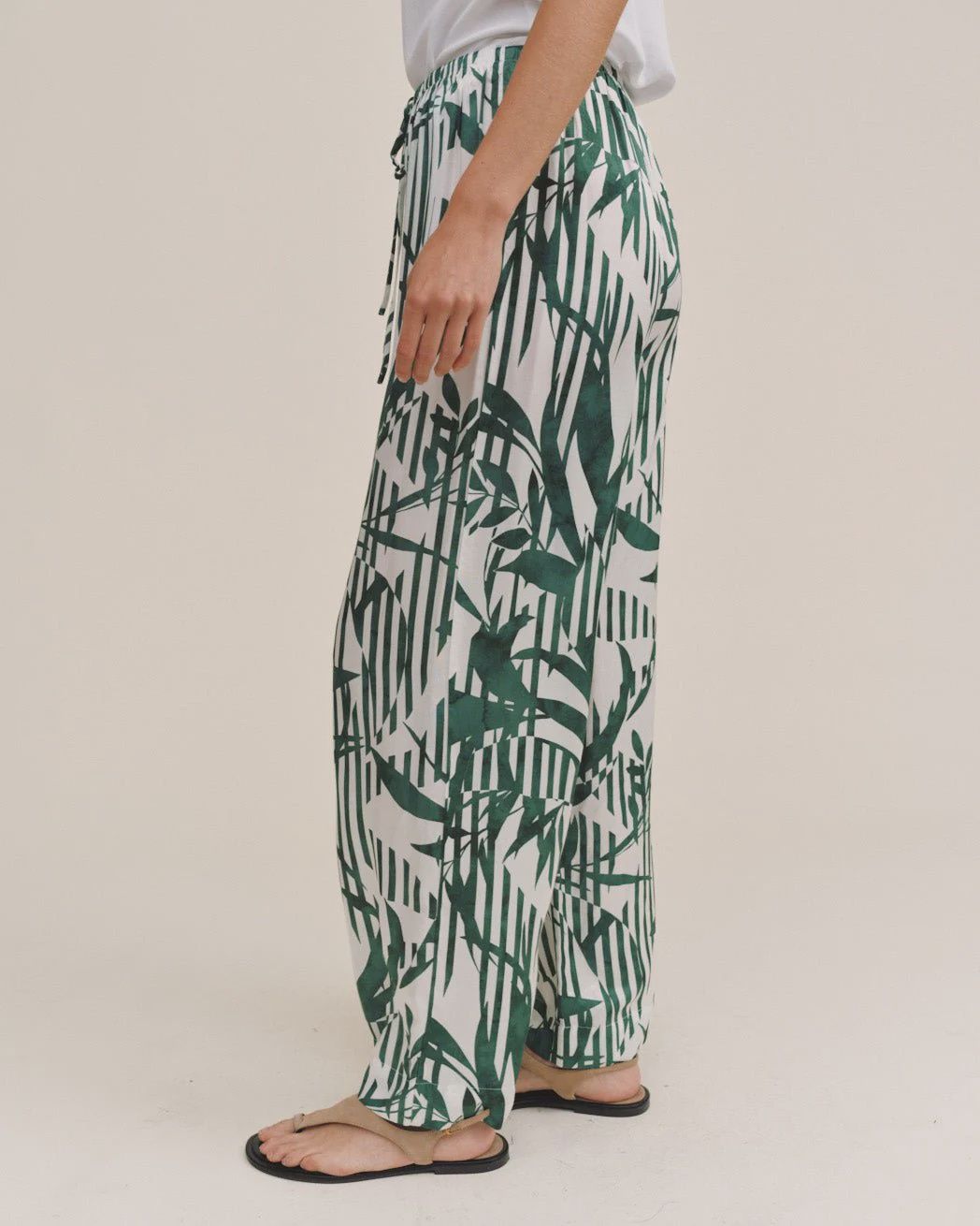 Bella Dahl - Wide Leg With Wide Hem Palm Paradise Print