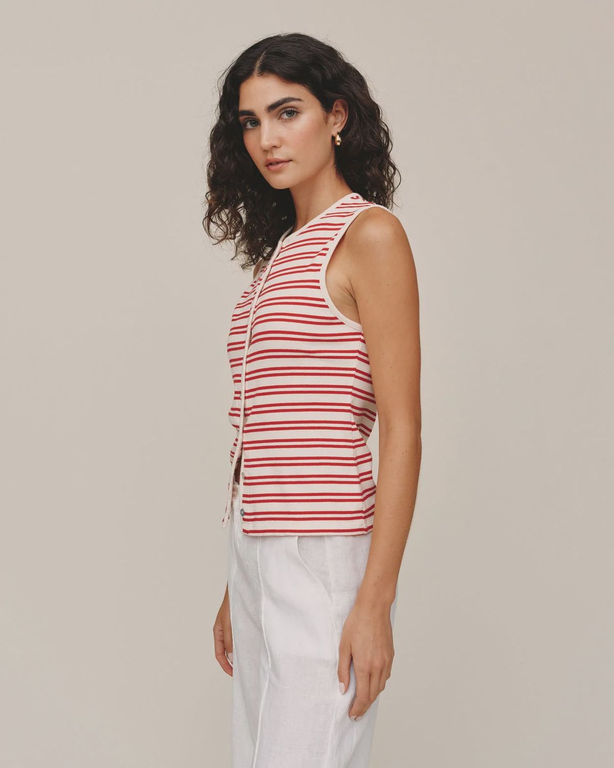 Bella Dahl - Sleeveless Fitted Button Down Top Sunset Sail