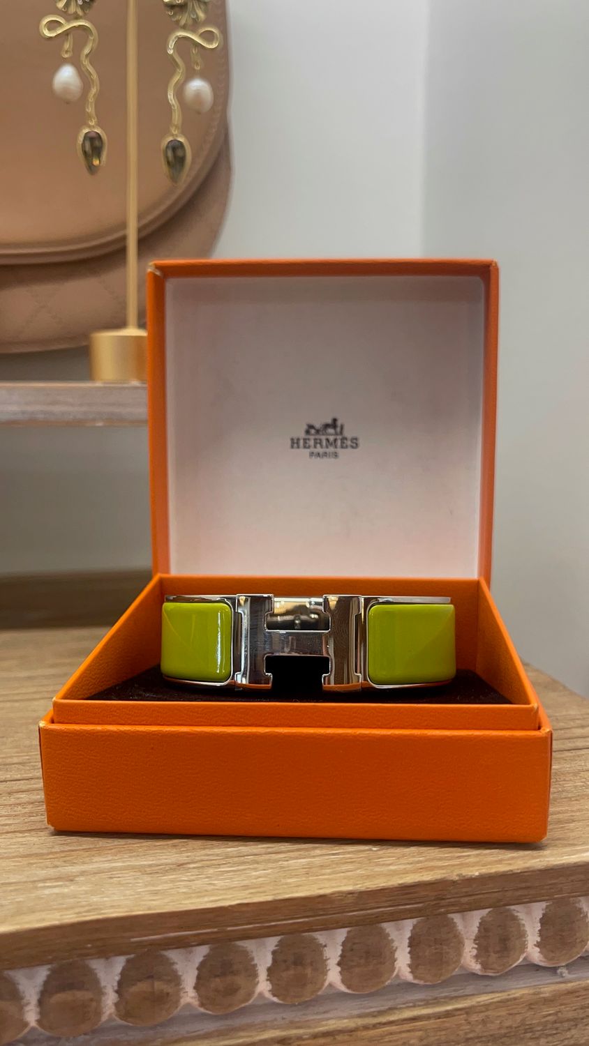 Hermes - Clic Clac H Bracelet Kiwi Hermes - Clic Clac H Bracelet Kiwi