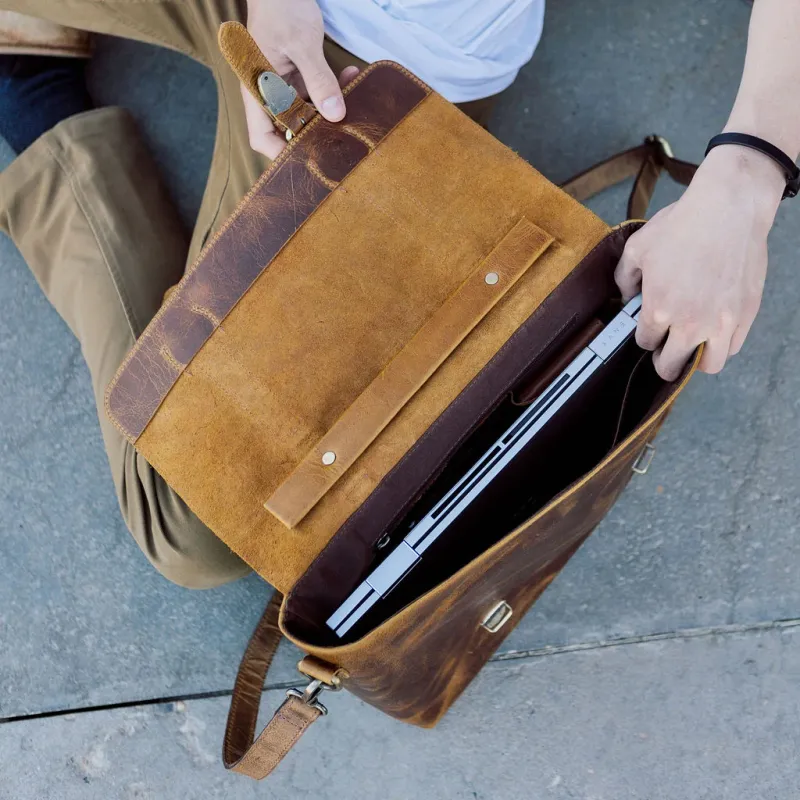 Steel &amp; Clover - Webster Leather Messenger Bag Brown