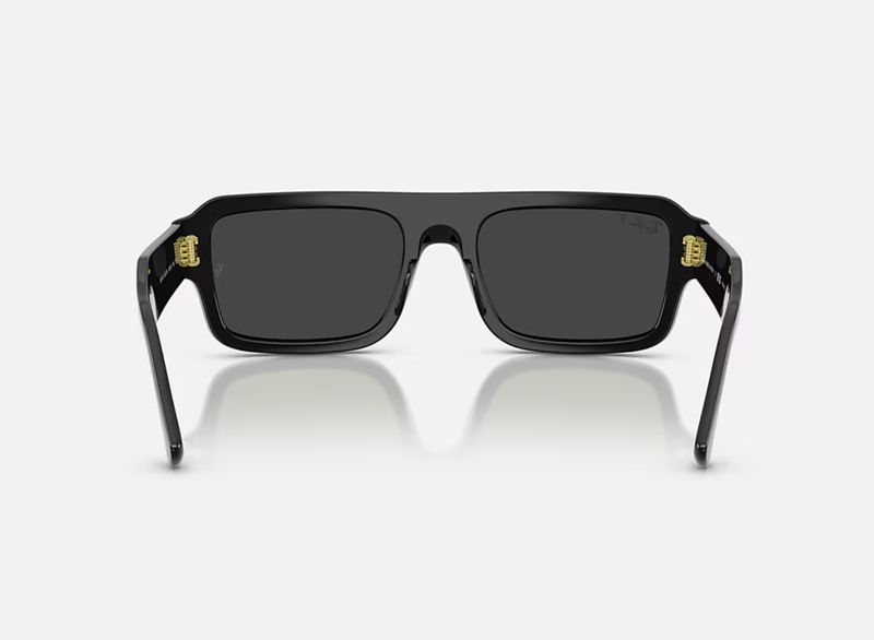 Ray-Ban - Flacko Polarized Sunglasses