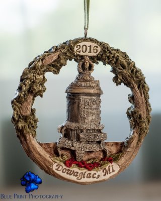 2016 Round Oak Ornament