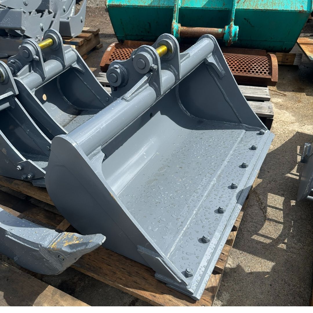 Heavy Duty Mud Bucket – 1200mm | Suits 5–6.5 Ton Excavators