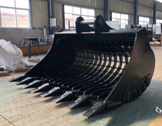 HFP Sieve/Skeleton Bucket with Teeth – 2000mm 24–29 Ton Excavators