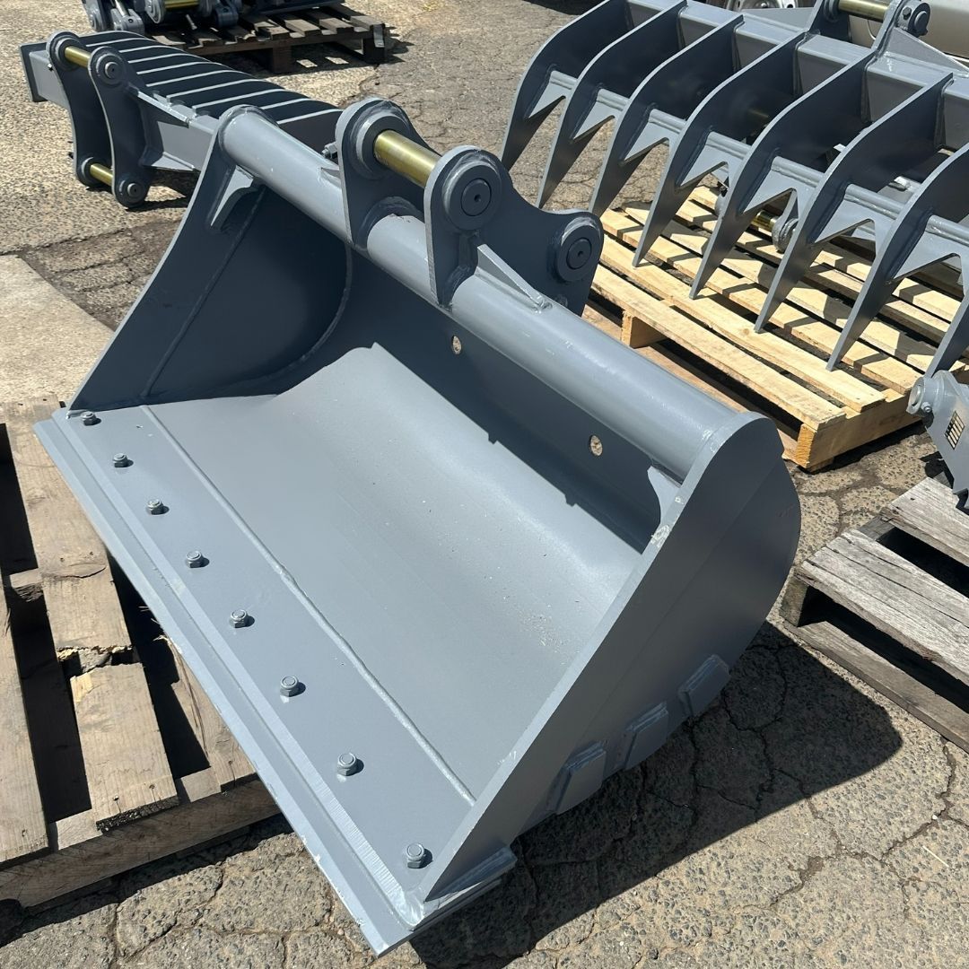 1500mm Heavy Duty Mud Bucket – Excavators 7–9.5 Ton