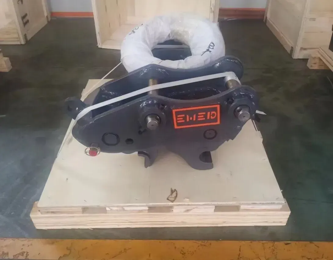 HFP Hydraulic Quick Hitch – 25mm Pin suits mini excavators 08 to 1.5 Ton