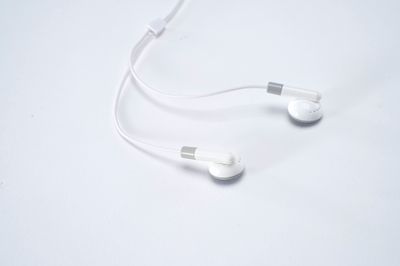 replacement earbuds + connection line