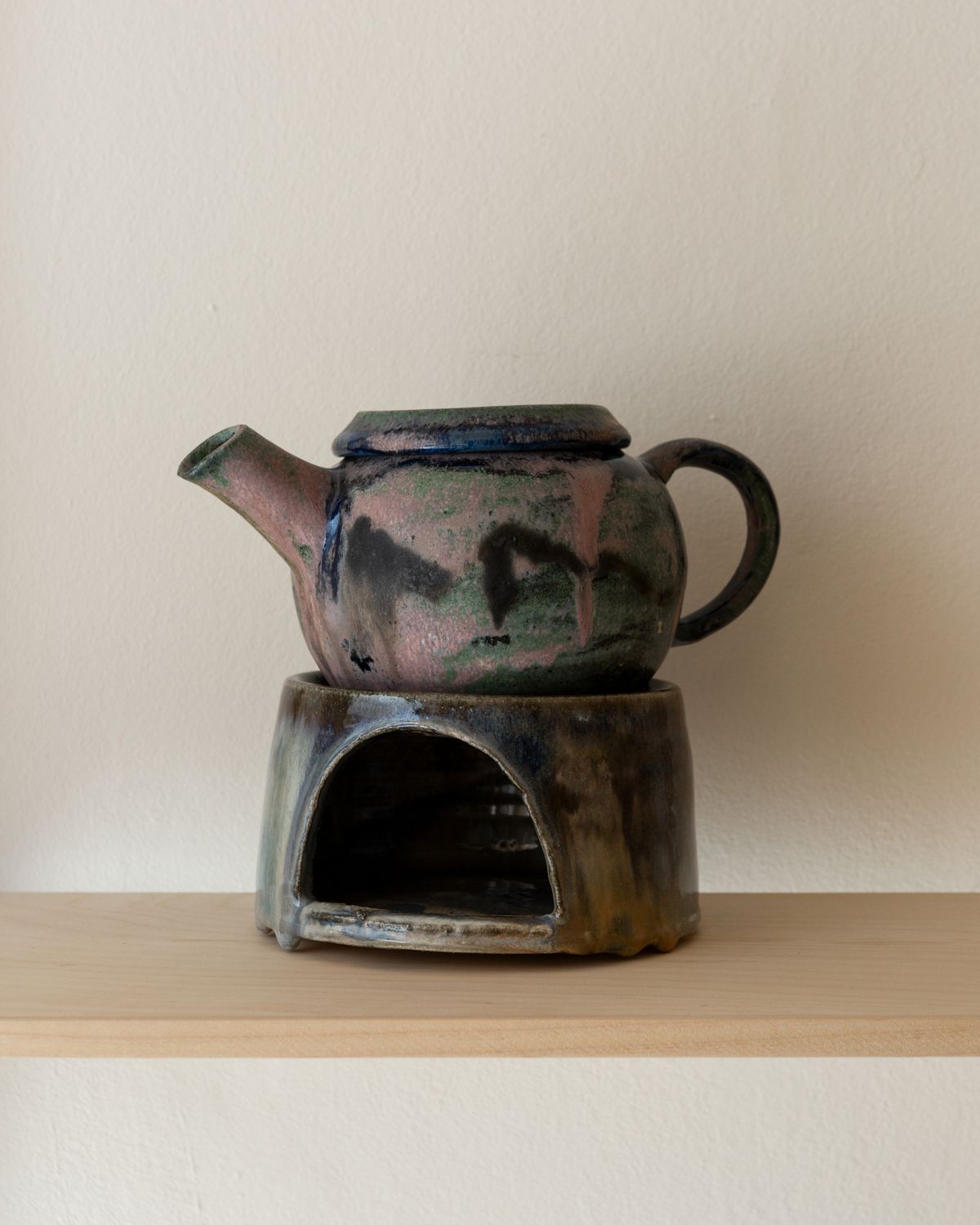 Eichu Tea Pot with Candle Warmer - CRDT113