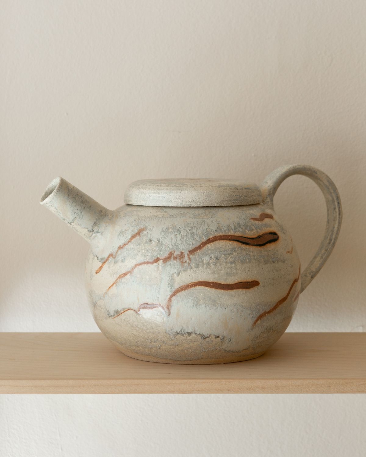 Eichu Tea Pot - CRDT455
