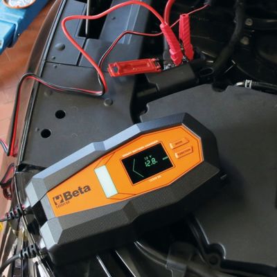 CARICABATTERIE ELETTRONICO 12/24V 2-8A MULTIFUNZIONE