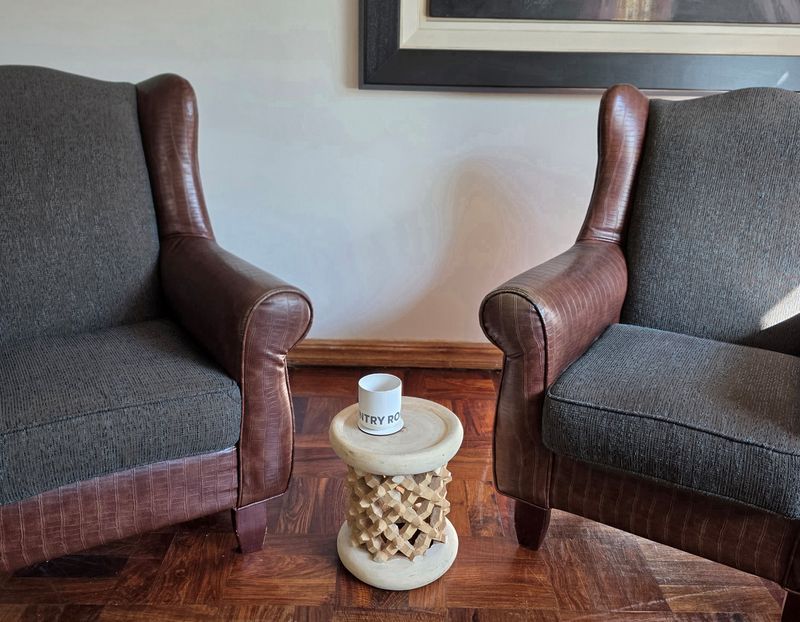 Hand-Carved Bamileke Drum Table (30cm Diameter)