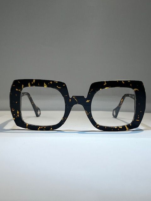 Anne et Valentin Bari 23C40