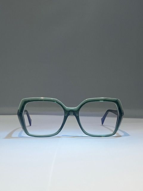 Suzy Glam Drives 304 cabrio Bottle