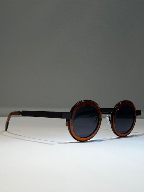 Anne et Valentin Smiler 24D02