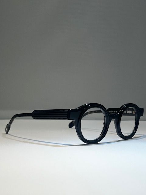 Anne et Valentin Bikoko 25C01
