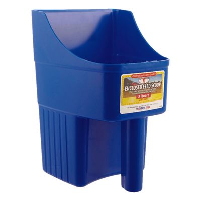 Feed Scoops &amp; Containers