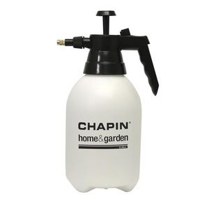 Chapin 1/2 Gallon  68 Oz Hand Sprayer