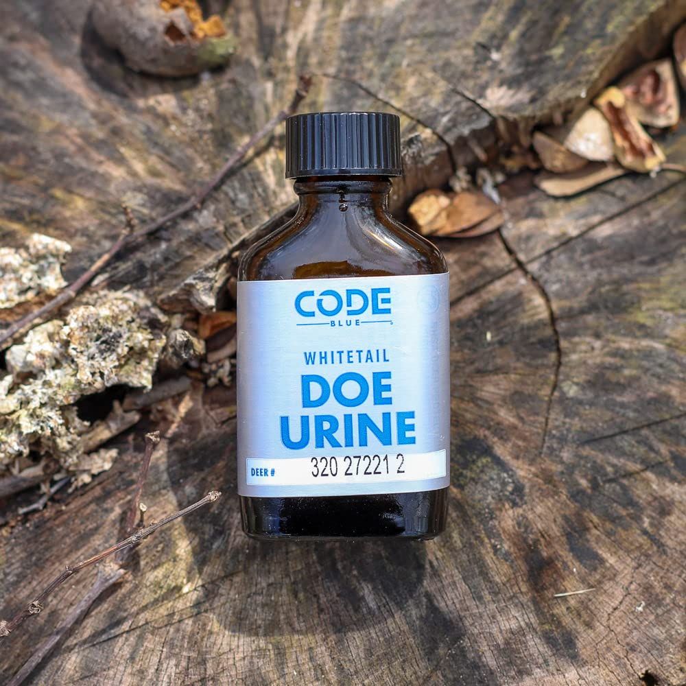 Code Blue Whitetail Doe Urine, Blue