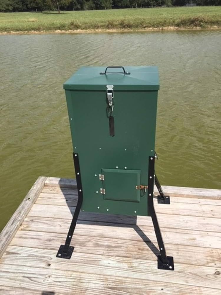 Woods 2 Water Everlast Fish Feeder 125lb
