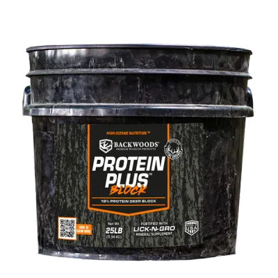 Backwoods Protein Plus 25lb Min Tub Deer Block