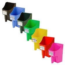 Little Giant Plastic Enclosed Feed Scoop 3qt