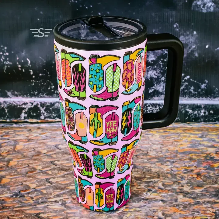 Vibrant Boot Scootin' 32oz Flip Washeasy™ Top Tumbler