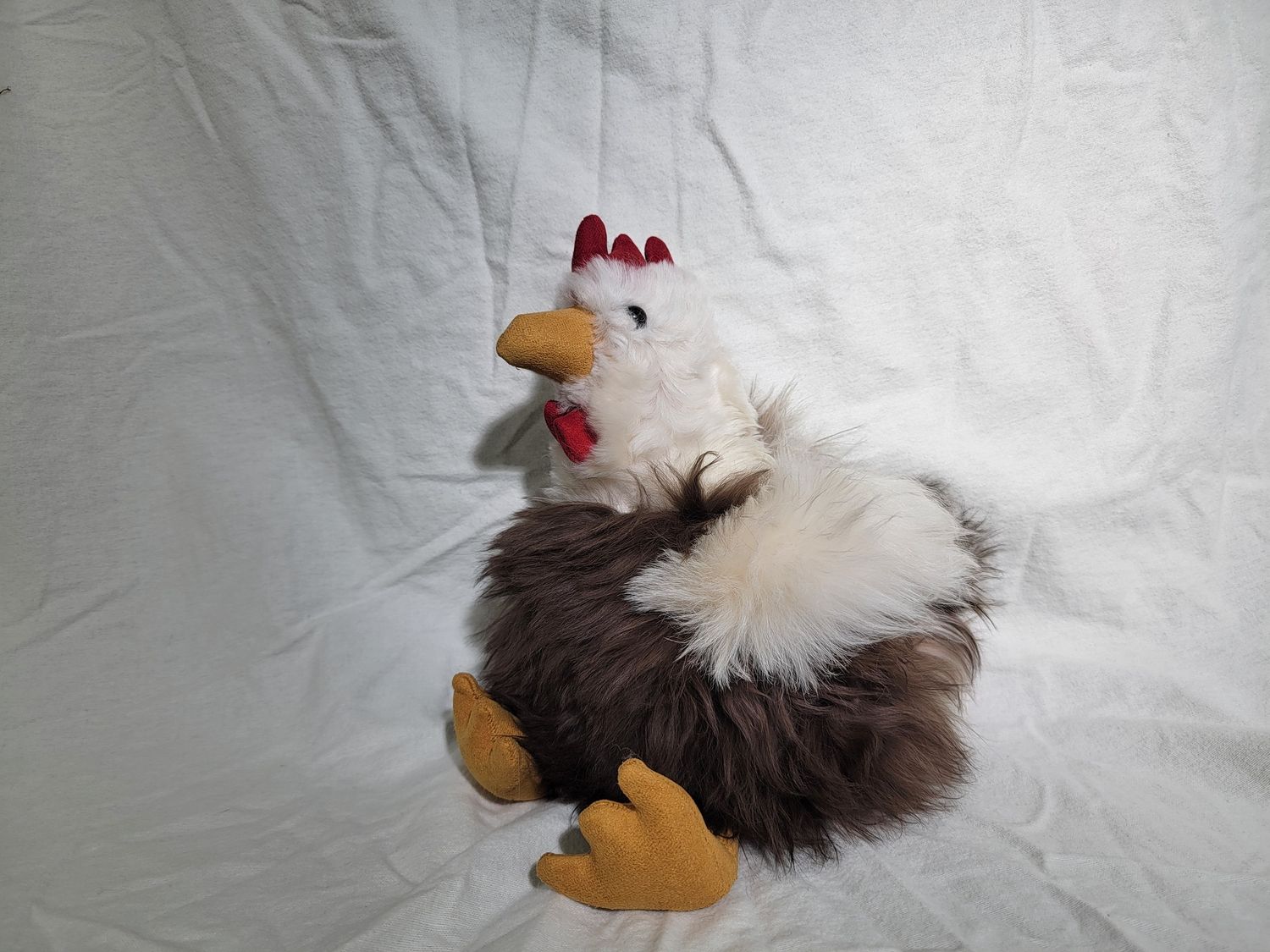 Alpaca Chicken, Colour: Brown & White, Size: Large