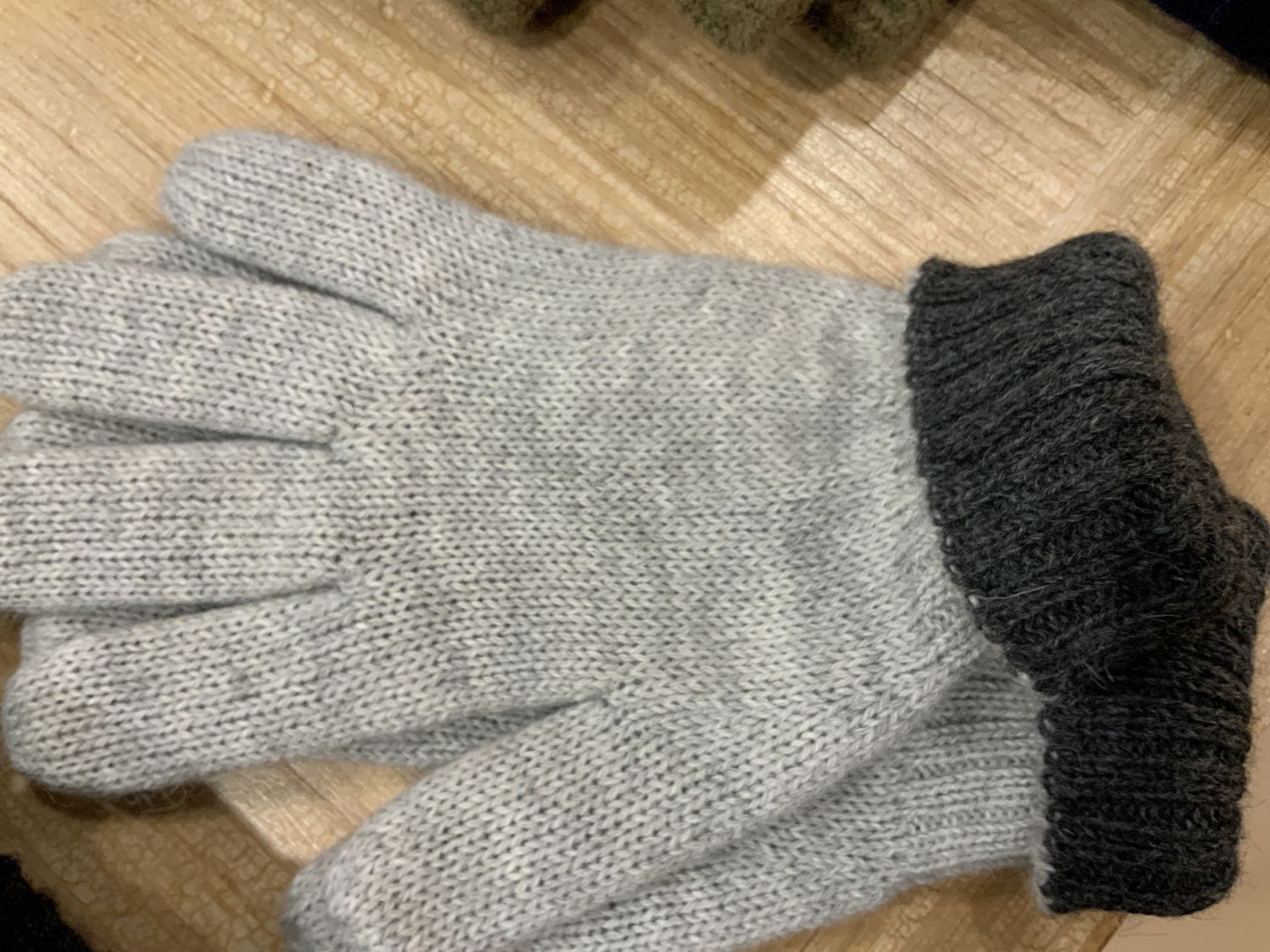 Glove Reversible Men’s Large with Cuff, Color: Grey
