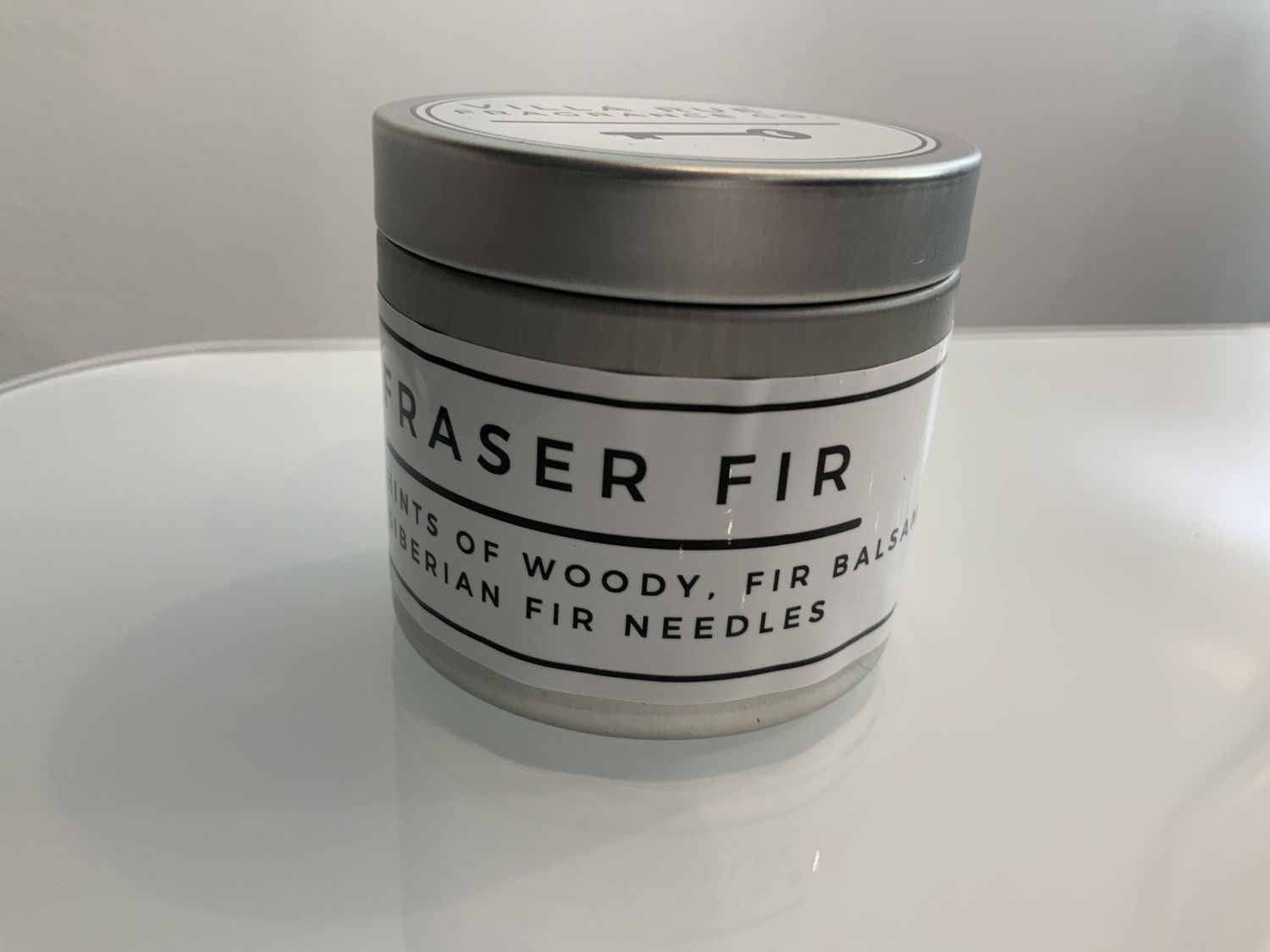 Villa Rue Candle, Flavor: FRASER FIR, Size: 2 oz