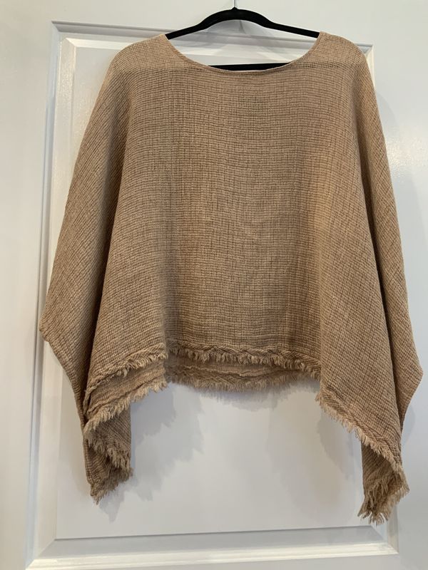 Karin Poncho Top