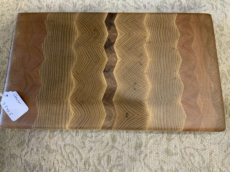 Wood Cutting Board - Chevron 7.5”x12.5”